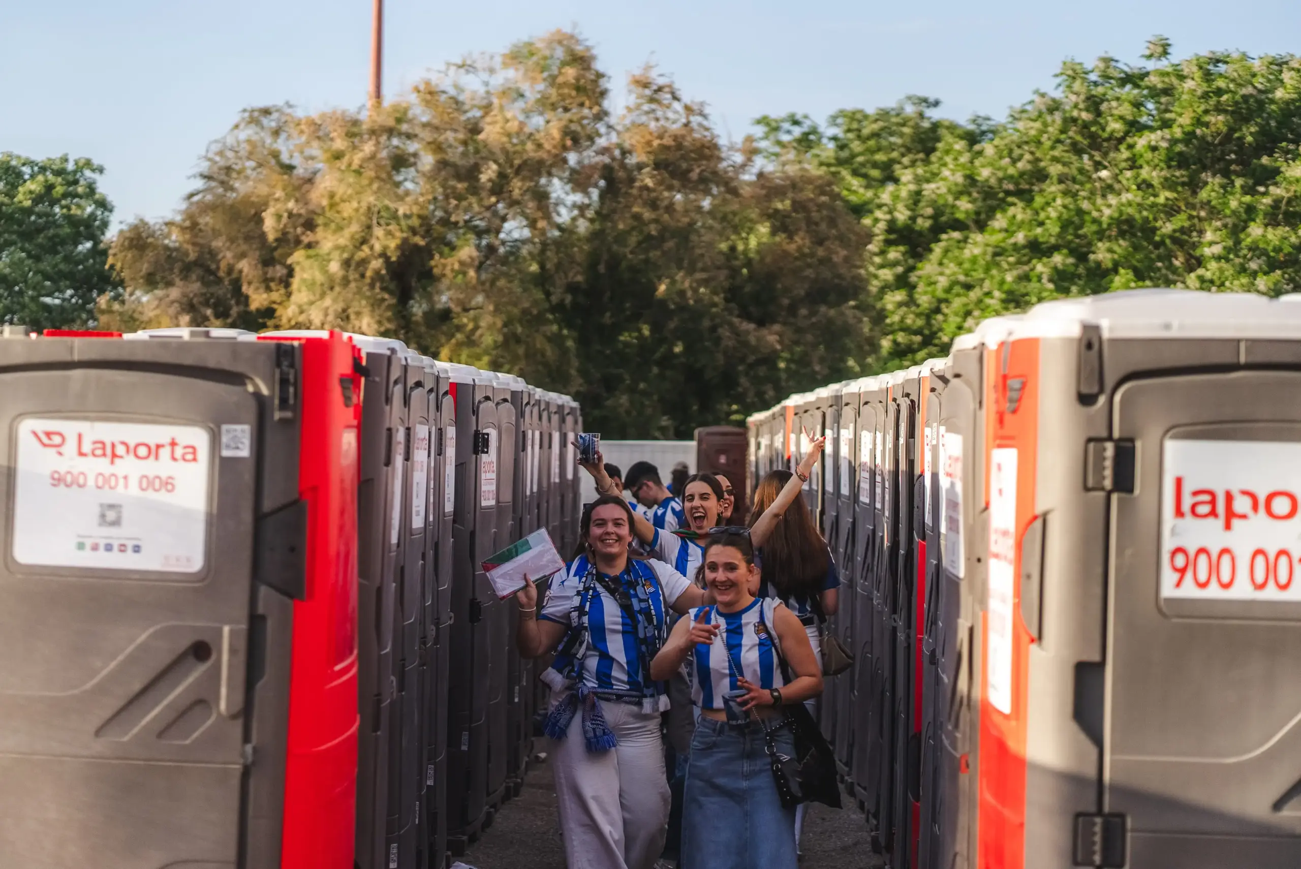 Sanitarios portátiles y espacios modulares en Sevilla